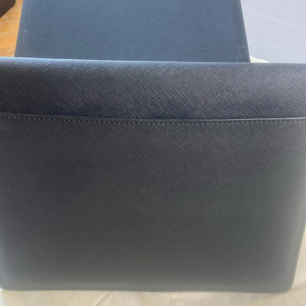 Oroton meitier pad